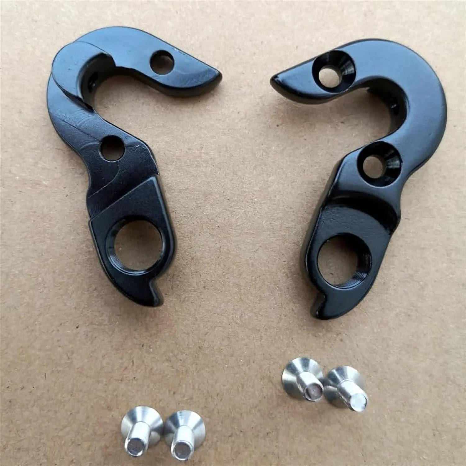 1 عدد آویز تعویض دنده دوچرخه، Pilo D668، برای جاینت، 270926 Trinity Advanced Composite Liv، برای جاینت، Avow Advanced MECH Dropout Bike Derailleur Hanger