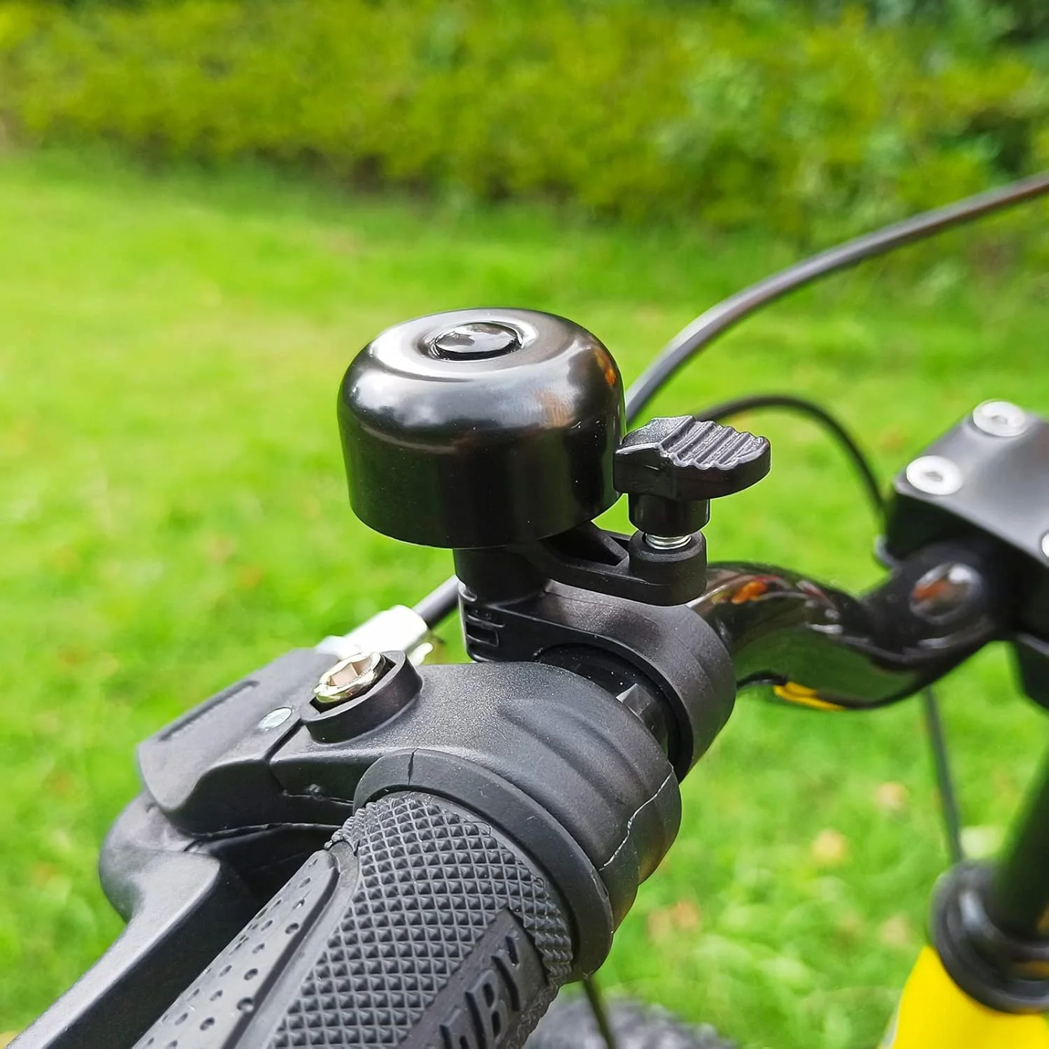 زنگ دوچرخه، زنگ کوچک و زیبای دوچرخه، زنگ دوچرخه واضح برای بزرگسالان و کودکان، زنگ دوچرخه برای فرمان، زنگ بلند دوچرخه سواری برای دوچرخه جاده، دوچرخه کوهستان، اسکوتر زنگ دوچرخه، زنگ کوچک و زیبای دوچرخه، زنگ دوچرخه واضح برای بزرگسالان و کودکان، زنگ دوچرخه برای فرمان، زنگ بلند دوچرخه سواری برای دوچرخه جاده، دوچرخه کوهستان، اسکوتر