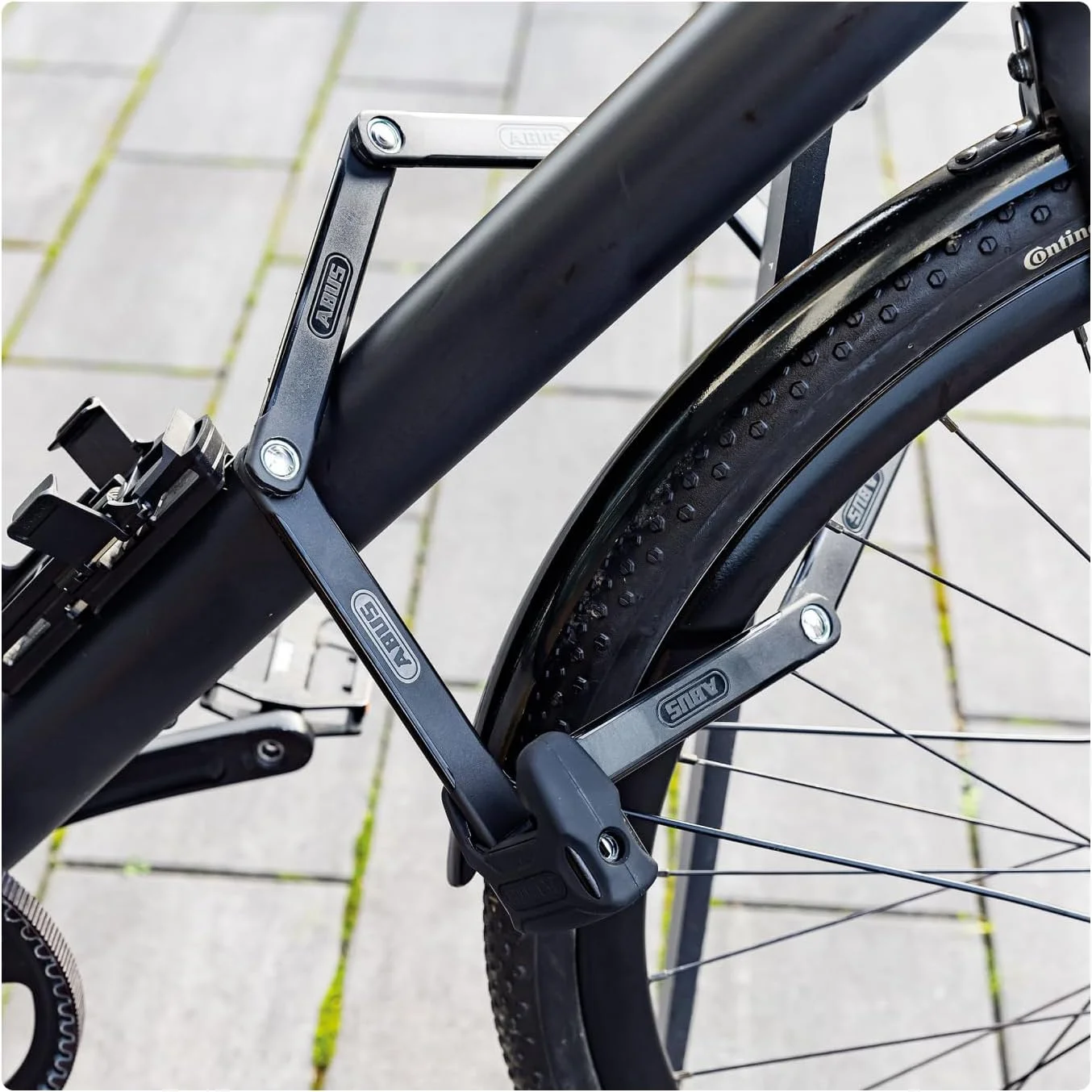 قفل تاشو ABUS Bordo 6000K با نگهدارنده قفل SH، قفل دوچرخه با سیلندر XPlus برای محافظت بالا در برابر دستکاری، سطح امنیت ABUS 10، طول 90 سانتی متر، مشکی/نارنجی قفل تاشو ABUS Bordo 6000K با نگهدارنده قفل SH، قفل دوچرخه با سیلندر XPlus برای محافظت بالا در برابر دستکاری، سطح امنیت ABUS 10، طول 90 سانتی متر، مشکی/نارنجی