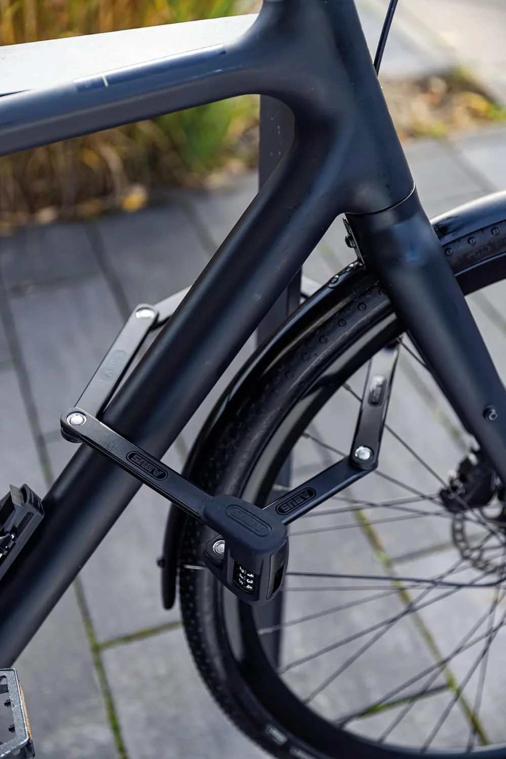 قفل تاشو ABUS Bordo 6000C با نگهدارنده قفل SH، قفل ترکیبی ساخته شده از فولاد سخت شده، با کد 4 رقمی، سطح امنیت ABUS 10، طول 90 سانتی متر قفل تاشو ABUS Bordo 6000C با نگهدارنده قفل SH، قفل ترکیبی ساخته شده از فولاد سخت شده، با کد 4 رقمی، سطح امنیت ABUS 10، طول 90 سانتی متر