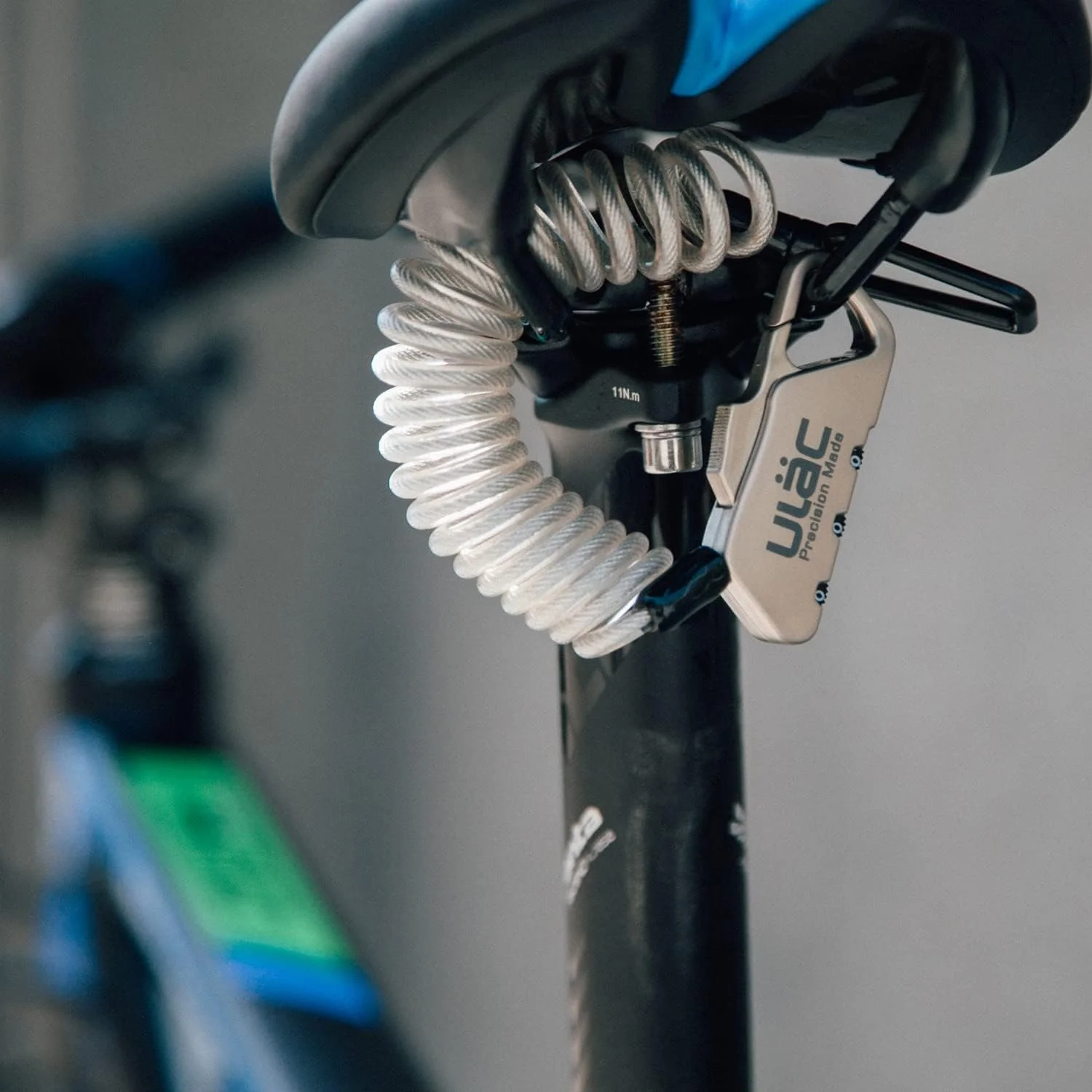 قفل کابلی ترکیبی چند منظوره ULAC Piccadilly LTD با کارابین برای کلاه ایمنی، موتور سیکلت، اسکوتر برقی، دوچرخه، قفل باشگاه، کالسکه بچه، چمدان، بار، دروازه، حصار قفل کابلی ترکیبی چند منظوره ULAC Piccadilly LTD با کارابین برای کلاه ایمنی، موتور سیکلت، اسکوتر برقی، دوچرخه، قفل باشگاه، کالسکه بچه، چمدان، بار، دروازه، حصار