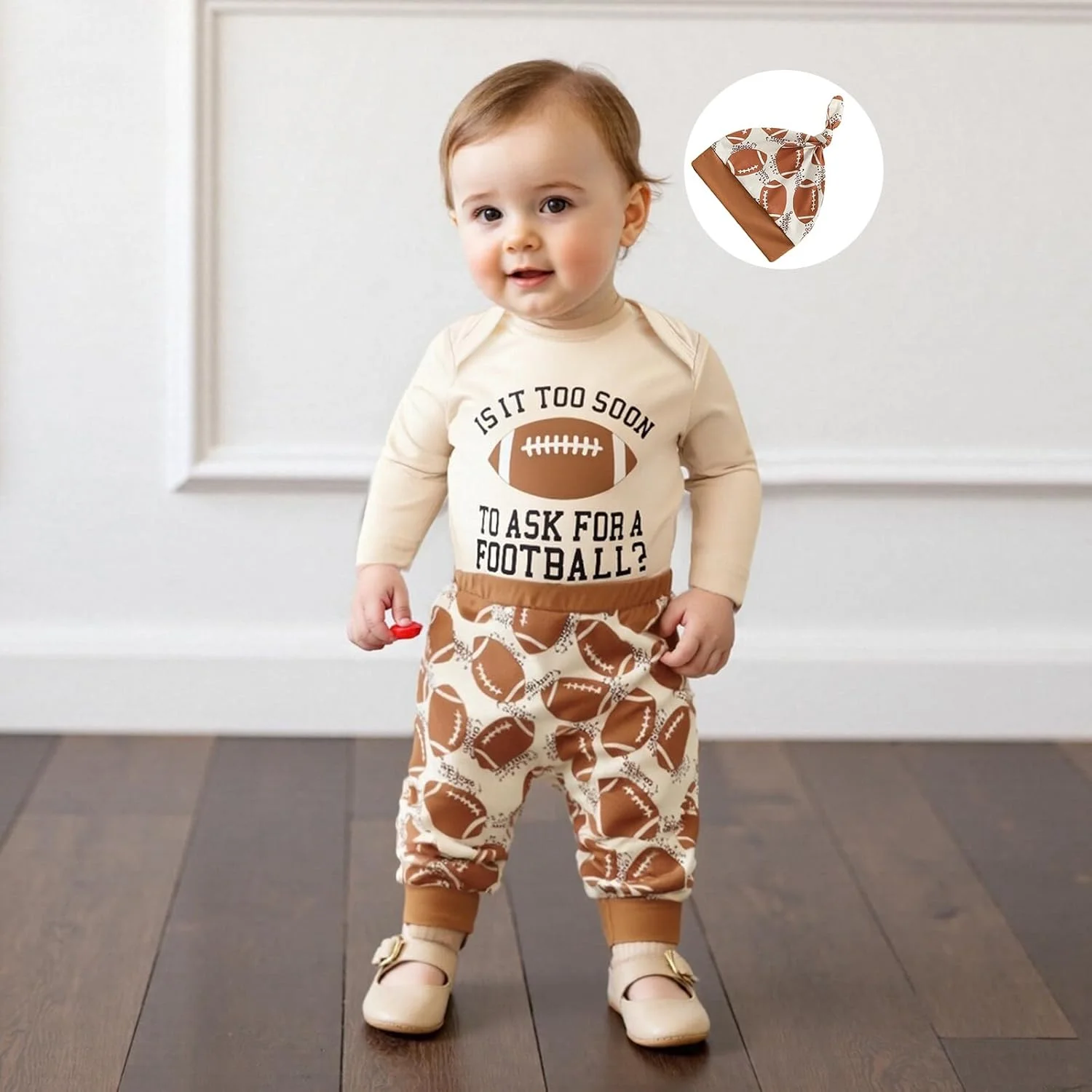 ست لباس نوزادی پسرانه، شامل رامپر، شلوار بلند و کلاه، مناسب فصل پاییز و زمستان