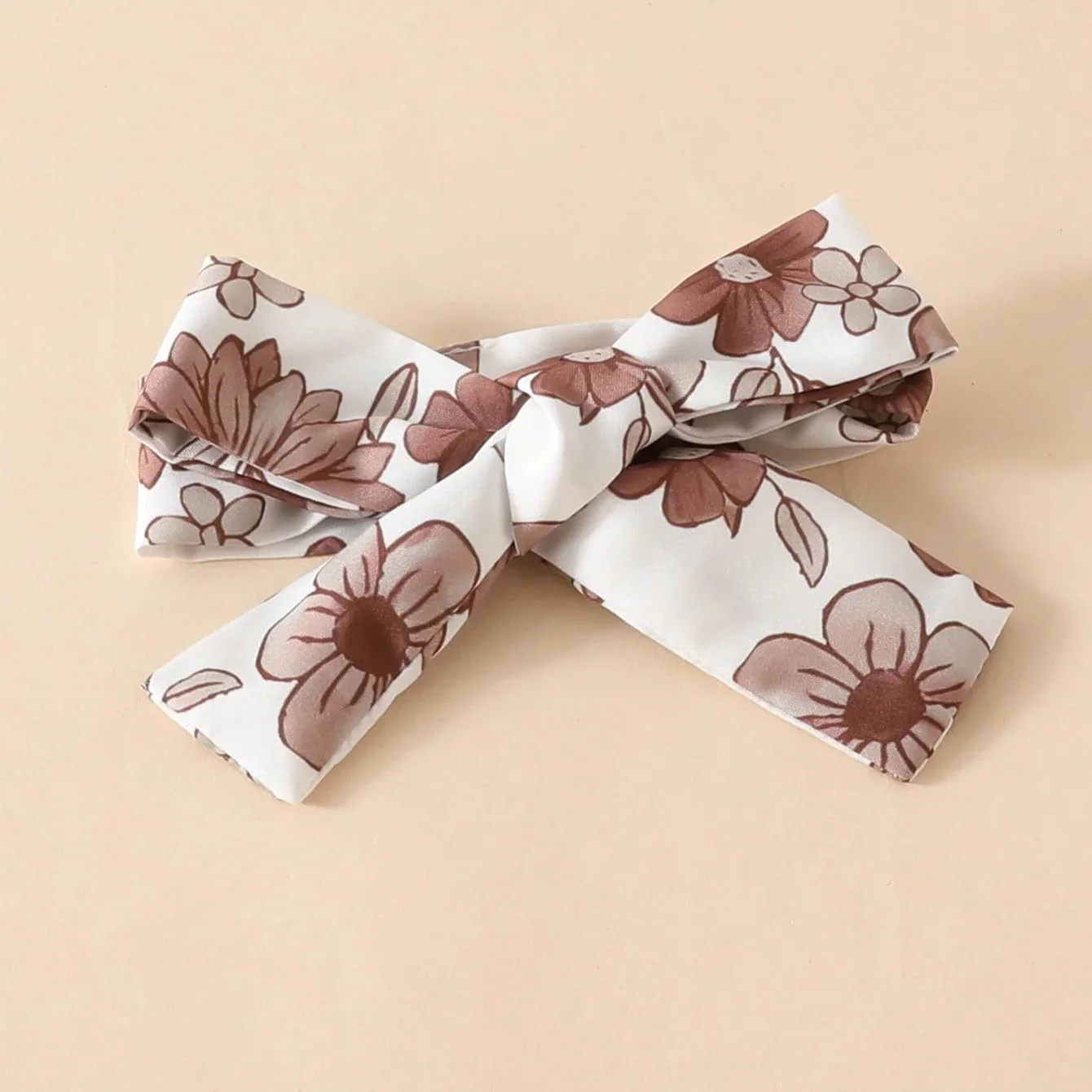 لباس نوزادی دخترانه، ست لباس آستین بلند چین دار و شلوار گلدار به همراه هدبند