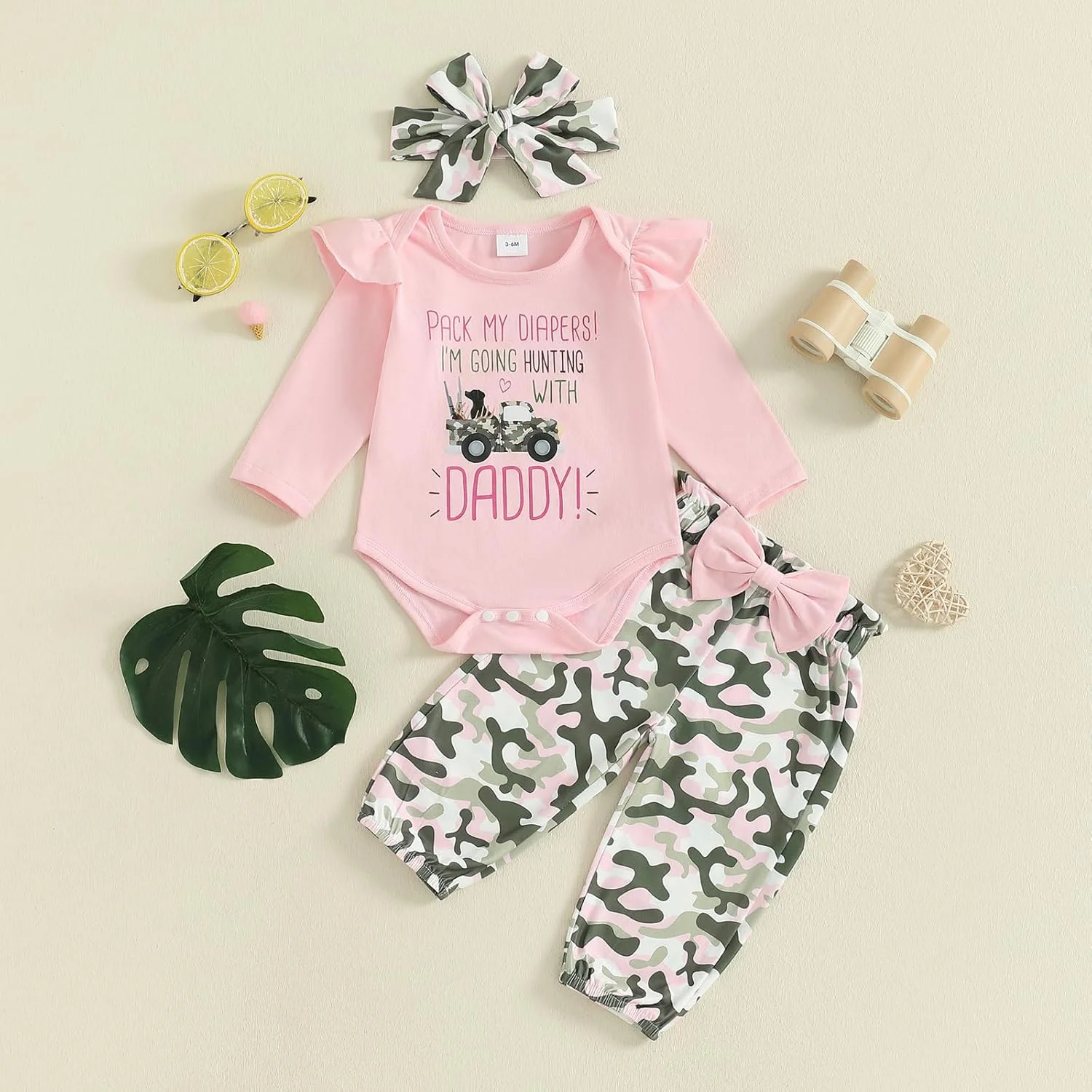 ست 3 تکه لباس نوزاد دخترانه شامل رامپر آستین بلند طرح حروف، شلوار طرح استتار و هدبند مناسب فصل پاییز