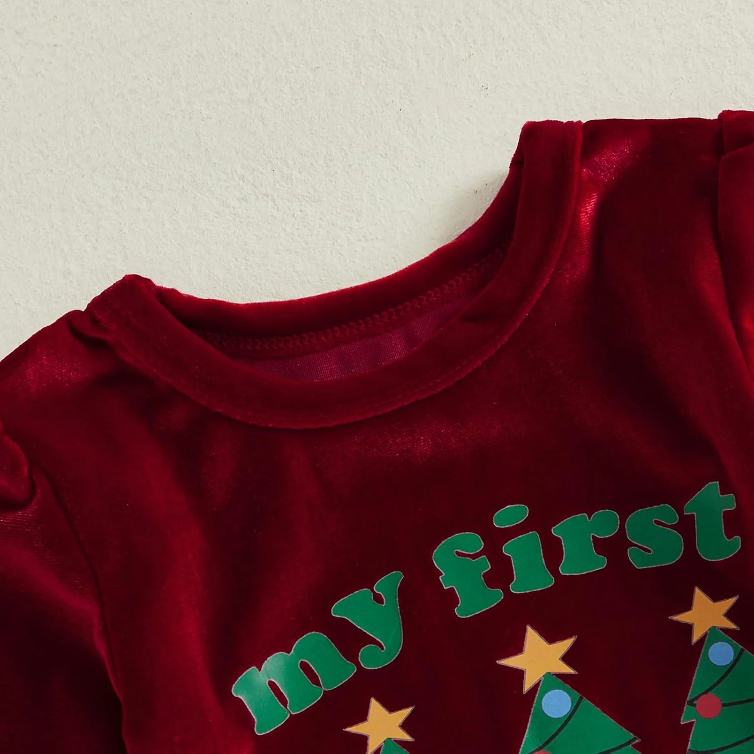 ست لباس نوزاد دخترانه با آستین پفی بلند، شلوار دمپا گشاد زنگوله ای و طرح کریسمس، 2 تکه