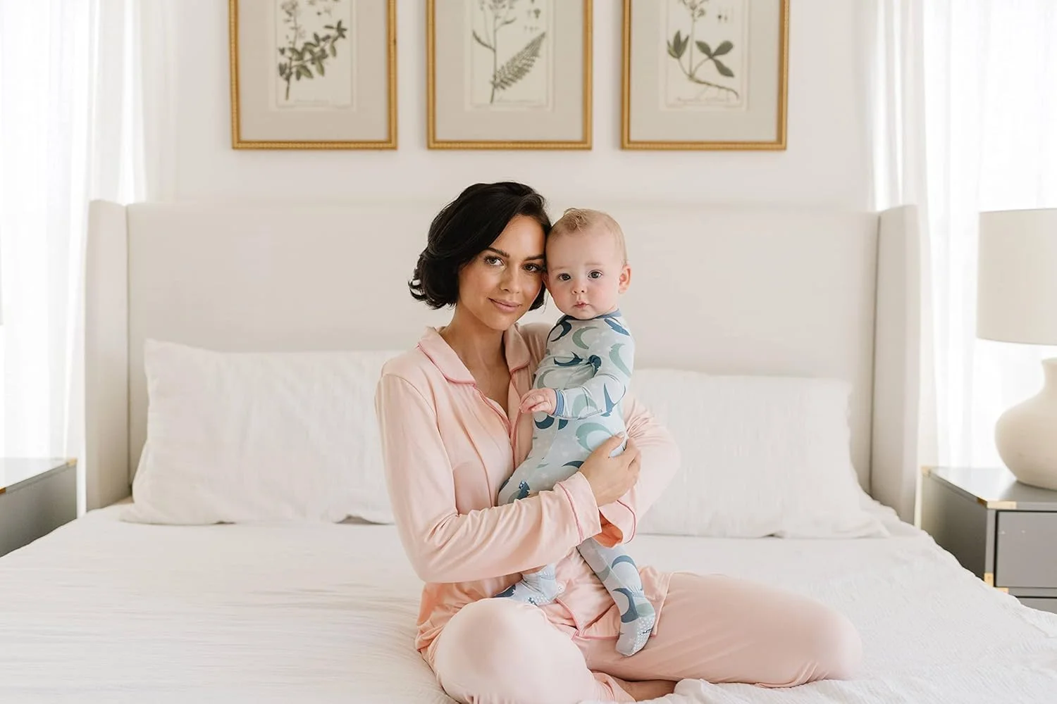 لباس خواب یکسره زیپدار کیکی پنتس، مناسب نوزاد دختر یا پسر، لباس نوزادی فوقالعاده نرم لباس خواب یکسره زیپدار کیکی پنتس، مناسب نوزاد دختر یا پسر، لباس نوزادی فوقالعاده نرم