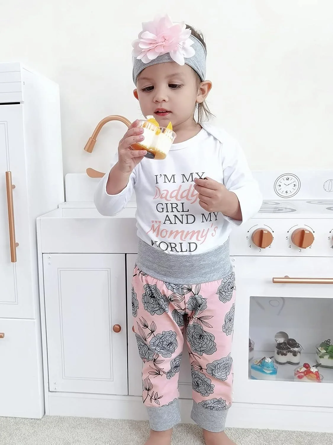 لباس نوزادی دخترانه، رامپر چین دار، شلوار و هدبند، ست 3 تکه