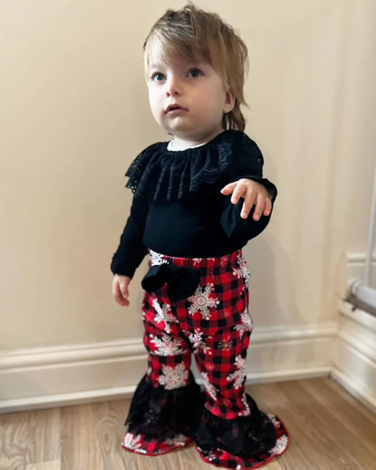 لباس نوزادی دخترانه، بادی آستین کوتاه و شلوار دمپا گشاد