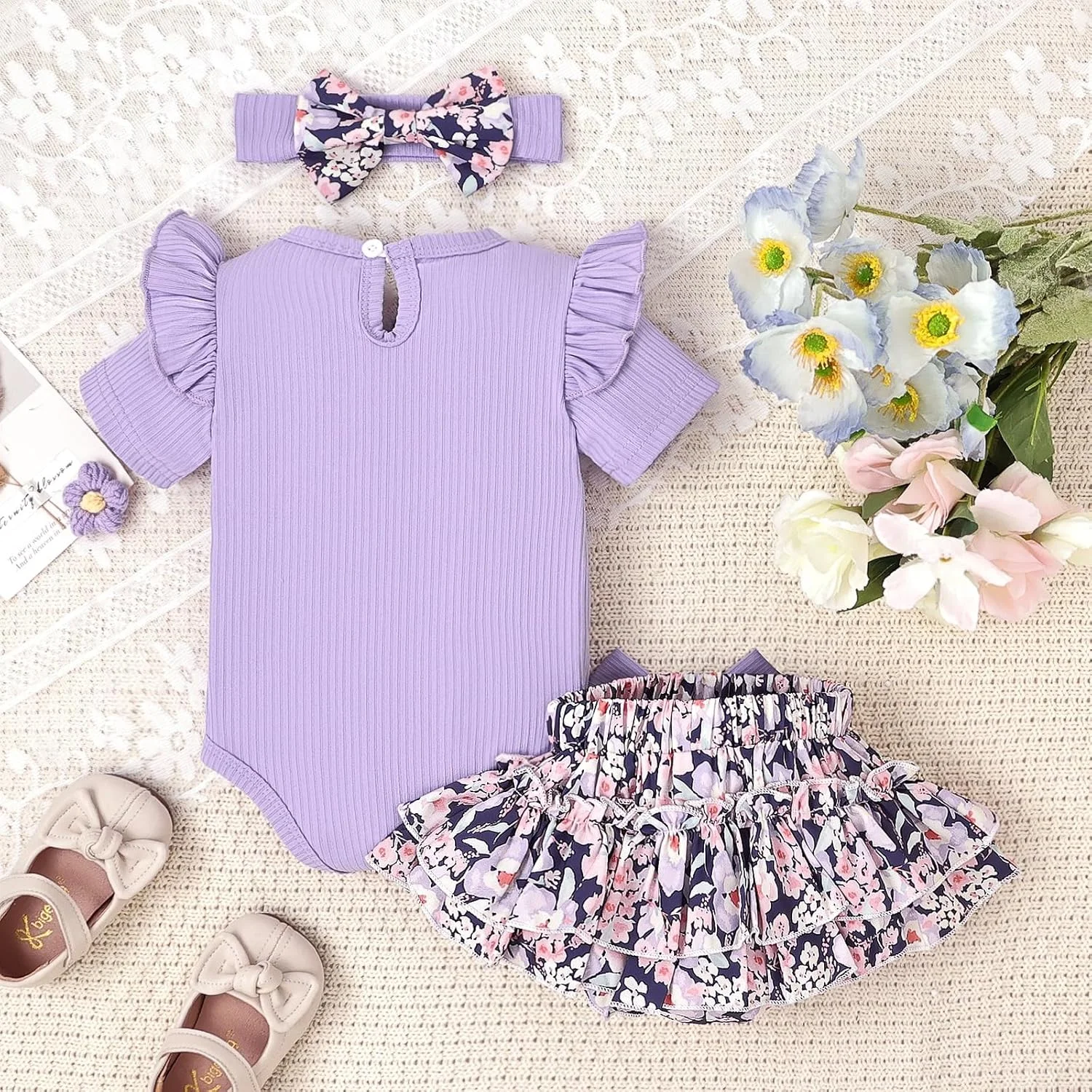 لباس تابستانی نوزاد دخترانه، رامپر آستین پفی، ست شورت گلدار و هدبند 0-18 ماهگی