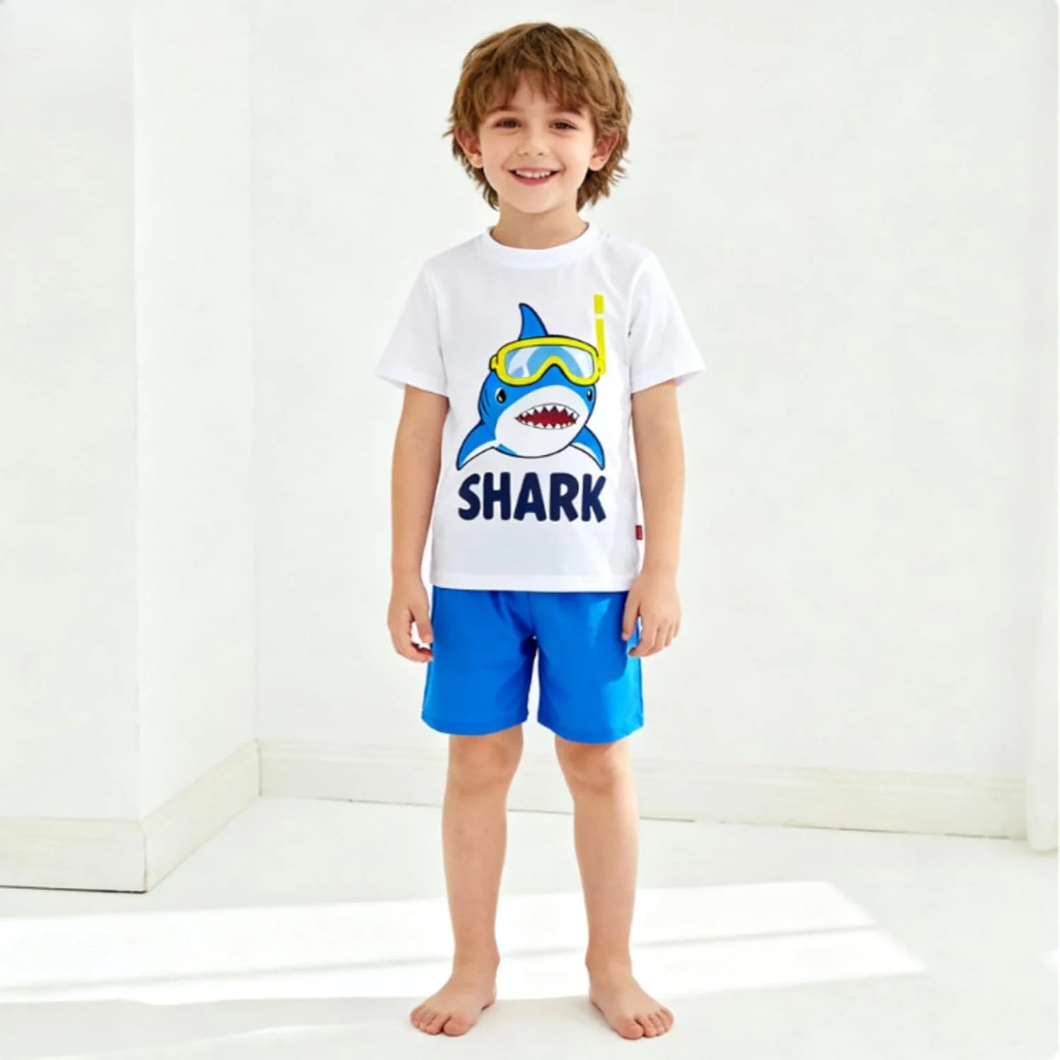 ست 4 تکه تابستانی پسرانه، شامل تیشرت راه راه و شلوارک، لباس های بازی غیر رسمی