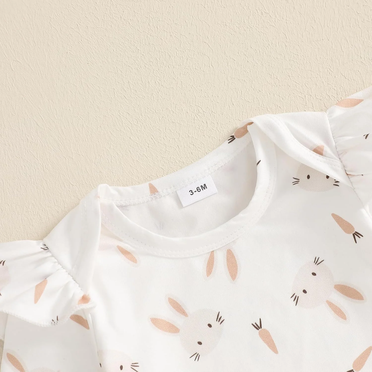 ست لباس نوزادی دخترانه طرح خرگوش، شامل بادی آستین بلند و دامن پیشبندی - مناسب بهار