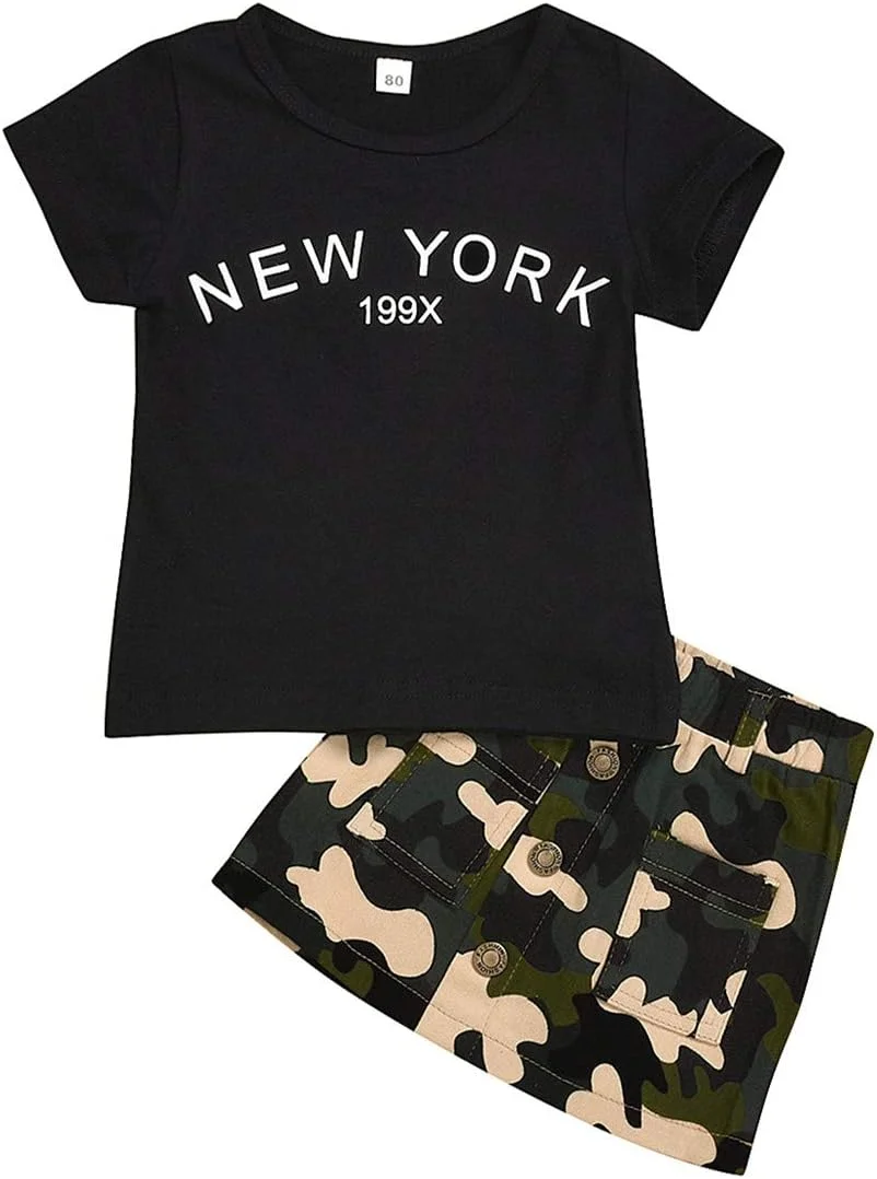 ست لباس دخترانه شامل تاپ بندی طرح برگ موز و دامن بلند