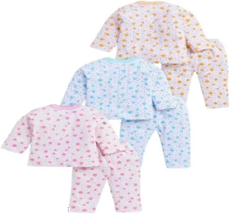 ست لباس نوزادی شامل جلیقه، تیشرت و شلوار راحتی، 100% پنبه، آستین بلند، مناسب نوزادان و کودکان