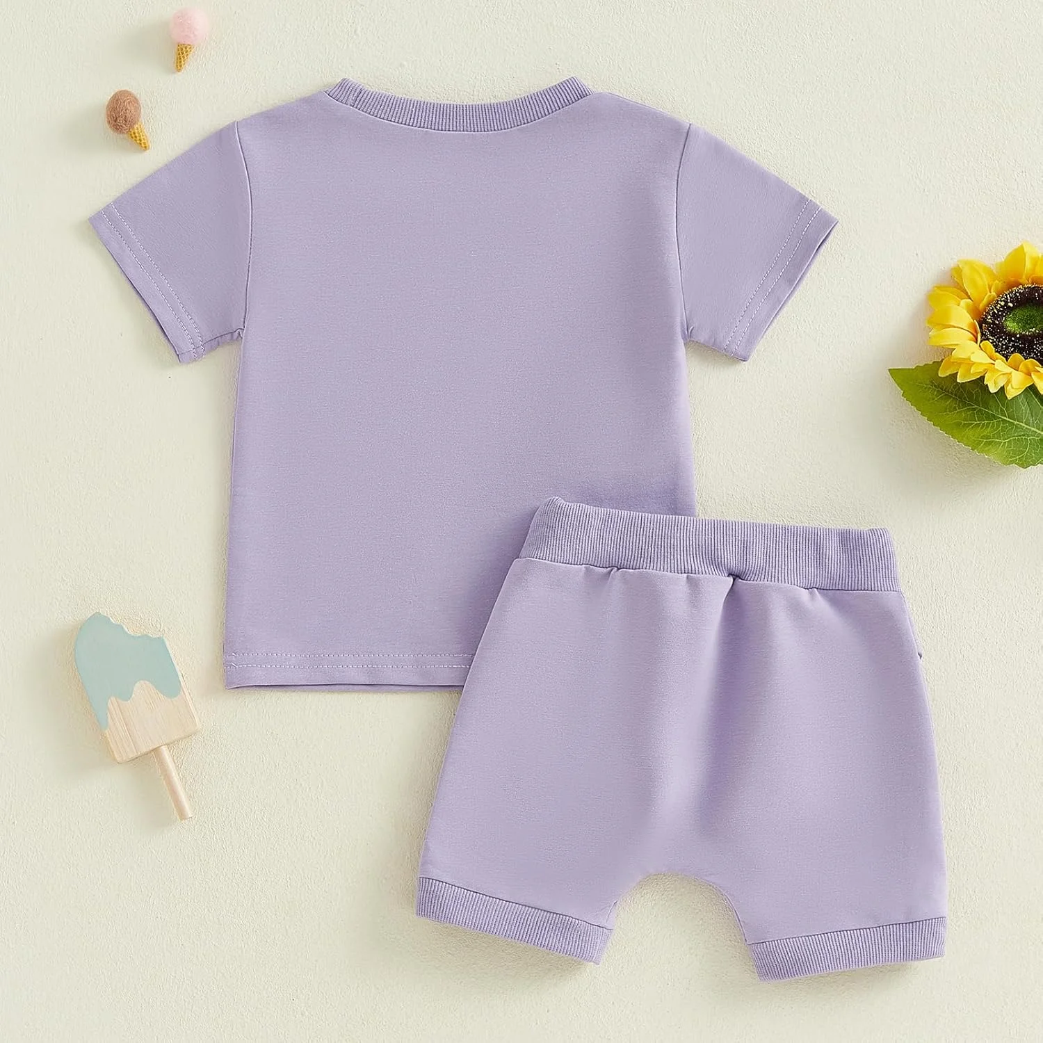 ست لباس بهاری و تابستانی دخترانه شامل تیشرت آستین کوتاه با گلدوزی حروف و شورت کمر کشی، 2 تکه لباس برای دختران کوچک