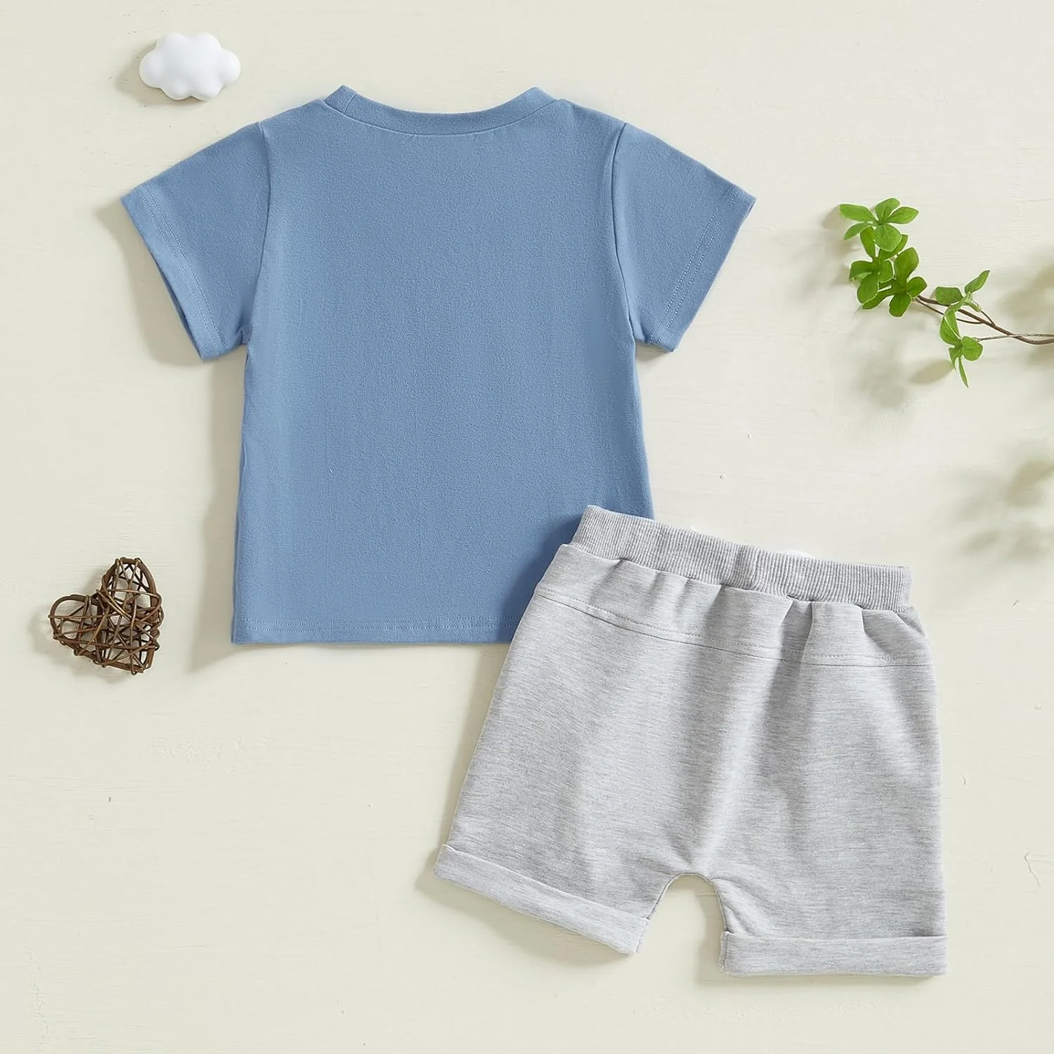 ست لباس پسرانه بهاره و تابستانه Geagodelia، تی‌شرت آستین کوتاه با طرح تراکتور و حروف چاپی، تاپ بلوز و شلوارک ساده با کمر کشی، ست 2 تکه لباس برای پسران کوچک