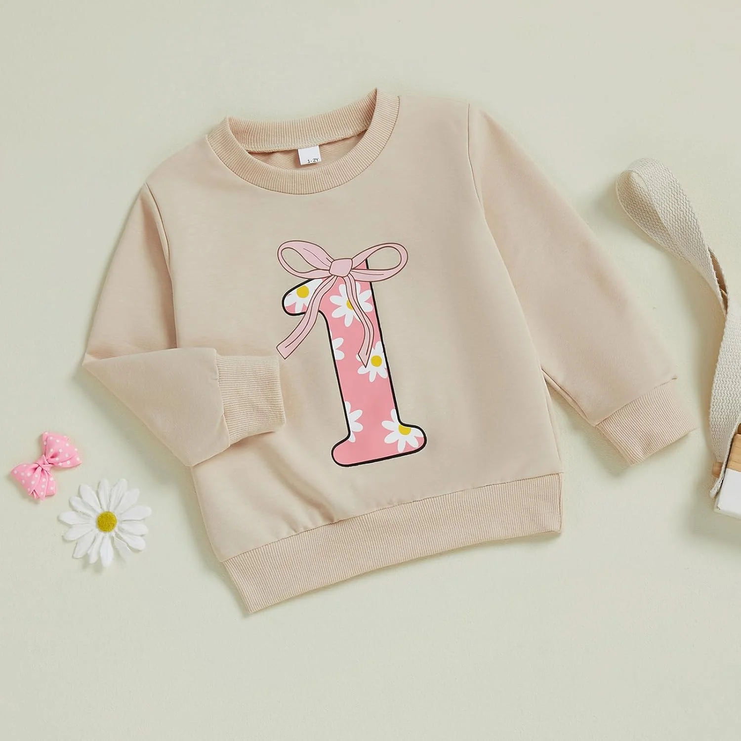 لباس تولد دخترانه، بلوز آستین بلند یقه گرد با طرح حروف و گل، لباس کودک نوپا، هدیه تولد برای دختران