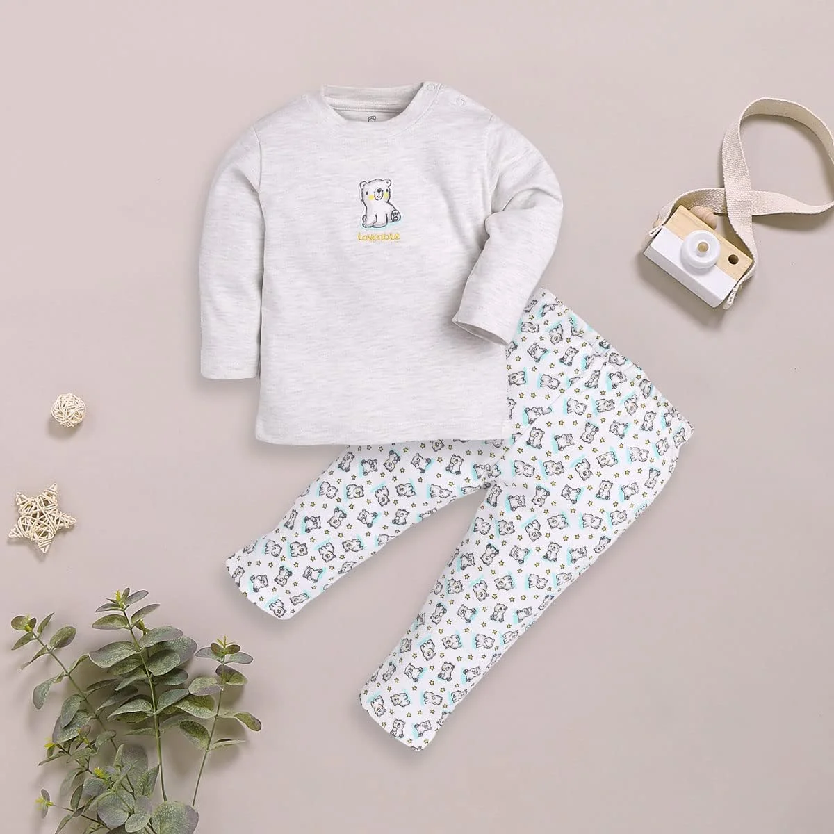 ست تی‌شرت و شلوار پنبه‌ای ساده نوزادی بیبی‌گو، مناسب برای دختر و پسر