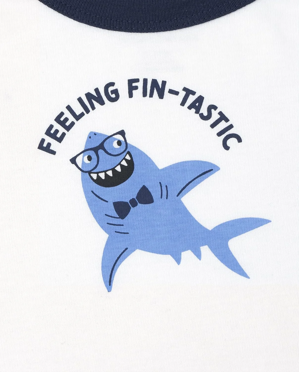 ست لباس ۴ تکه پسرانه طرح کوسه ست لباس ۴ تکه پسرانه طرح کوسه