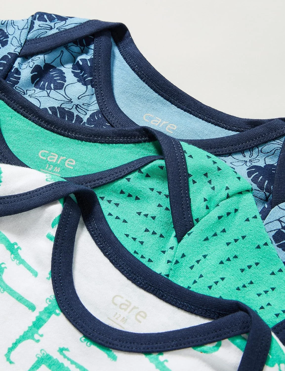 تی شرت پسرانه کودک مدل 550138 (بسته 3 عددی)