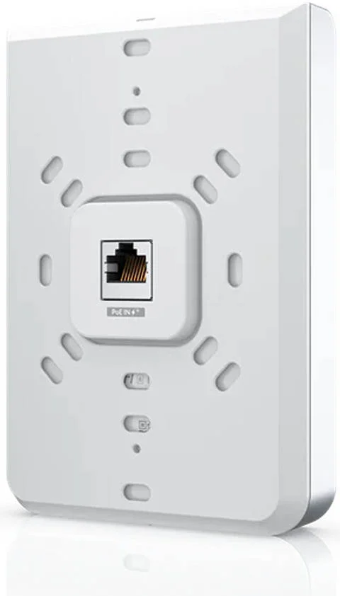 اکسس پوینت دیواری یوبیکیوتی نتورکس UniFi U6 با سوئیچ گیگابیتی 4 پورت PoE، توان عملیاتی 5.3 گیگابیت بر ثانیه، 1 پورت Uplink گیگابیتی PoE، نصب دیواری، سفید | U6-IW