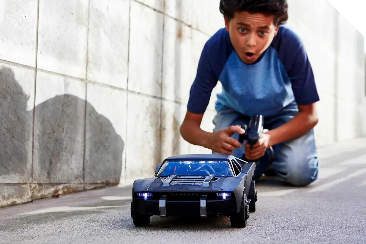 ماشین کنترلی بتمن Batmobile هات ویلز، اسباب بازی مقیاس 1:10