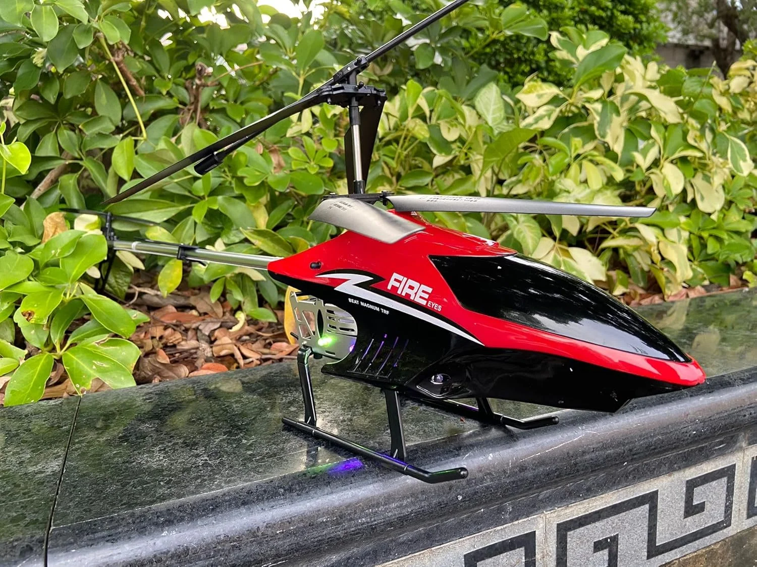 هلیکوپتر کنترلی بزرگ 86 سانتی متری، اسباب بازی هواپیمای مقاوم برای کودکان، هلیکوپتر کنترلی الکتریکی بزرگ مناسب پسران مقطع ابتدایی (رنگ های قرمز/طلایی به صورت تصادفی)