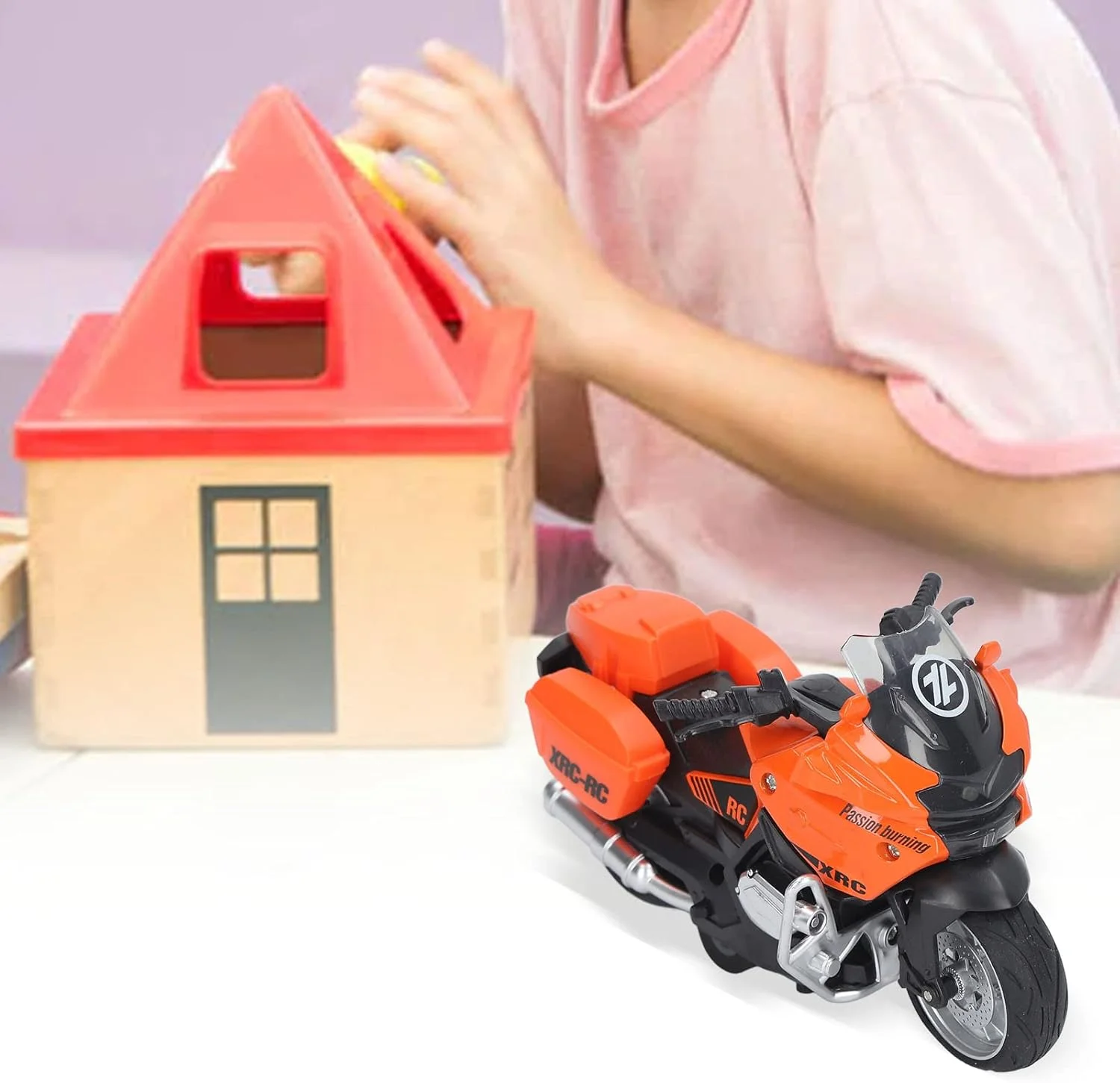 مدل اسباب بازی موتور سیکلت، مدل موتور سیکلت عقب کشیدنی مقیاس 1:16 آلیاژی 45 میلی آمپر ساعت مناسب منزل و کودکان (نارنجی)