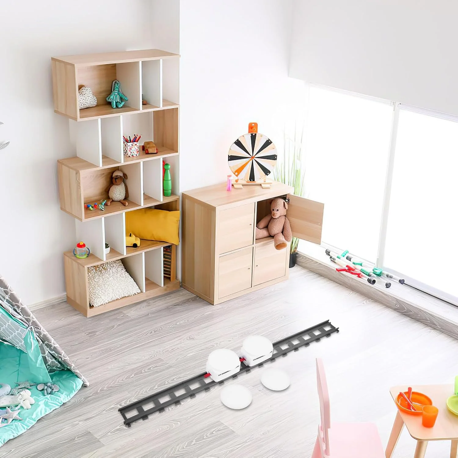 مجموعه اسباب بازی قطار گردان Toyvian، قطار اسباب بازی زیر درخت، بشقاب های ساشیمی ژاپنی، سینی سرو سوشی، قطار برقی (بدون باتری)