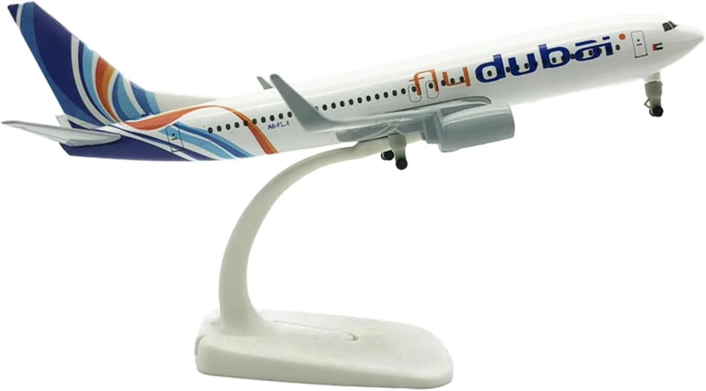 مدل هواپیمای مسافربری ایرباس B737، طول 20 سانتی متر، دارای بال، به همراه پایه، مناسب هوانوردان، مدل سازی، مدل های مینیاتوری، کلکسیونرها، پلاستیکی، چند رنگ، اتصال آسان، مقیاس 1:250 (دبی B737)