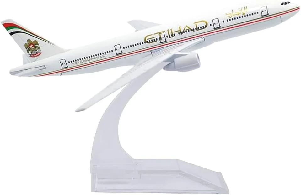 مدل هواپیمای بوئینگ B777 اتحاد، فلزی، طول 16 سانتی متر مدل هواپیمای بوئینگ B777 اتحاد، فلزی، طول 16 سانتی متر