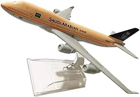 مدل هواپیمای فلزی بوئینگ 747 خطوط هوایی عربستان سعودی، طول 16 سانتی متر مدل هواپیمای فلزی بوئینگ 747 خطوط هوایی عربستان سعودی، طول 16 سانتی متر