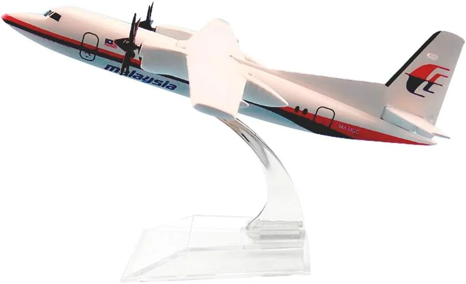 مدل هواپیمای فلزی 16 سانتی متری، مقیاس 1:400، اسباب بازی هواپیما، هدیه تولد کودک (F50 9M-MGC Fokker Malaysia Airlines)