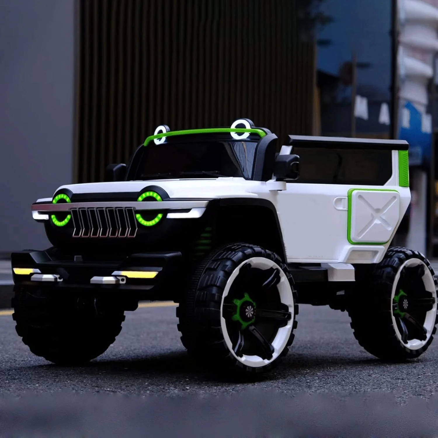 ماشین بازی کودک دو سرنشینه مدل جیپ WN-1166، 12 ولت 10 آمپر، صندلی چرمی، تایر EVA (سفید)