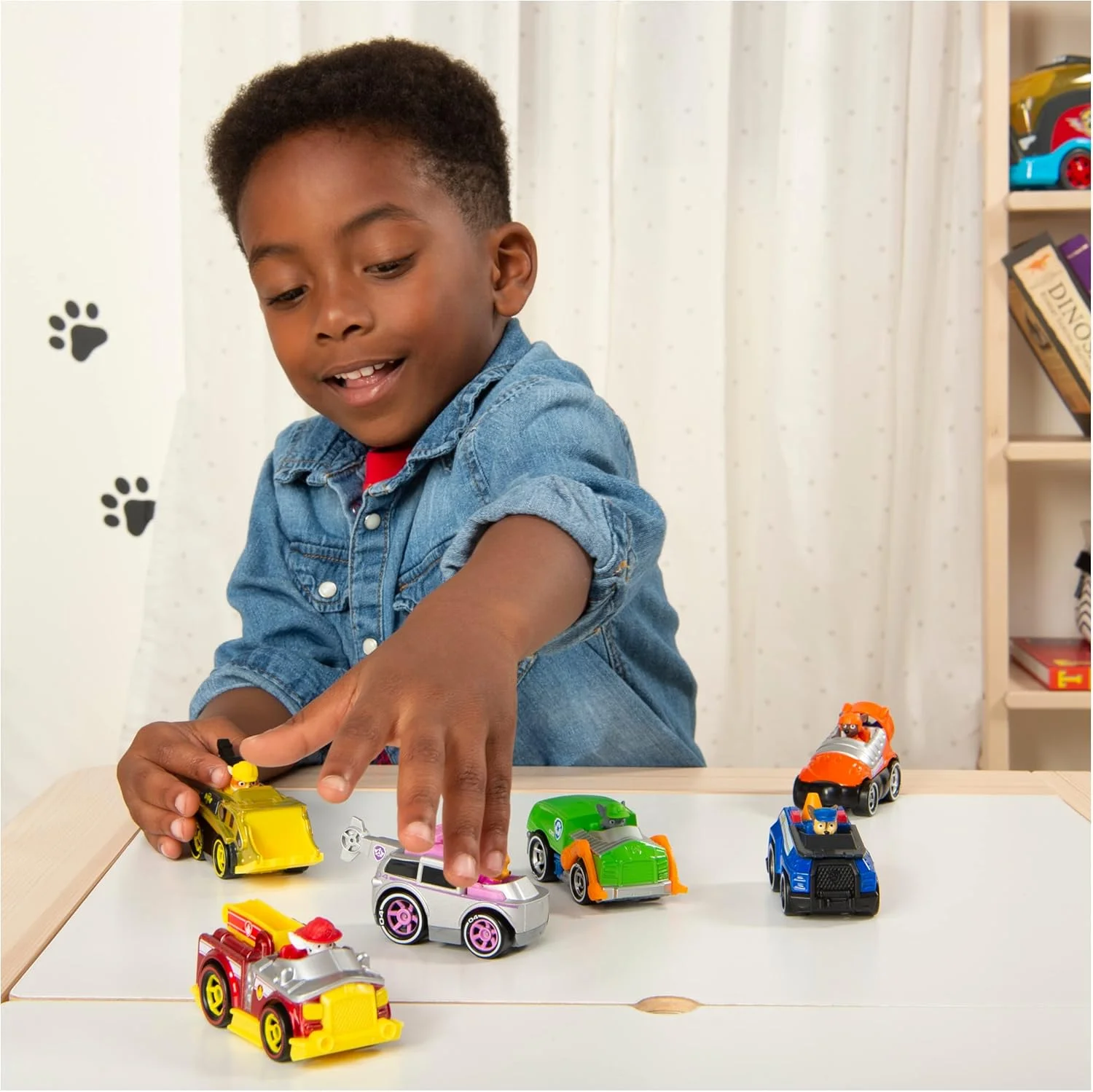 مجموعه هدیه کلاسیک 6 عددی ماشین های فلزی سگ های نگهبان، مقیاس 1:55