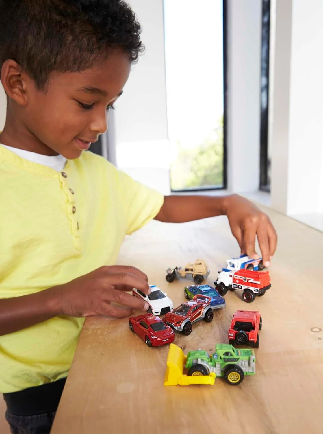 مجموعه ۹ عددی ماشین های مچ باکس در مقیاس ۱:۶۴، مجموعه ۹ ماشین اسباب بازی برای کودکان ۳ سال به بالا X7111، مچ باکس، چند رنگ