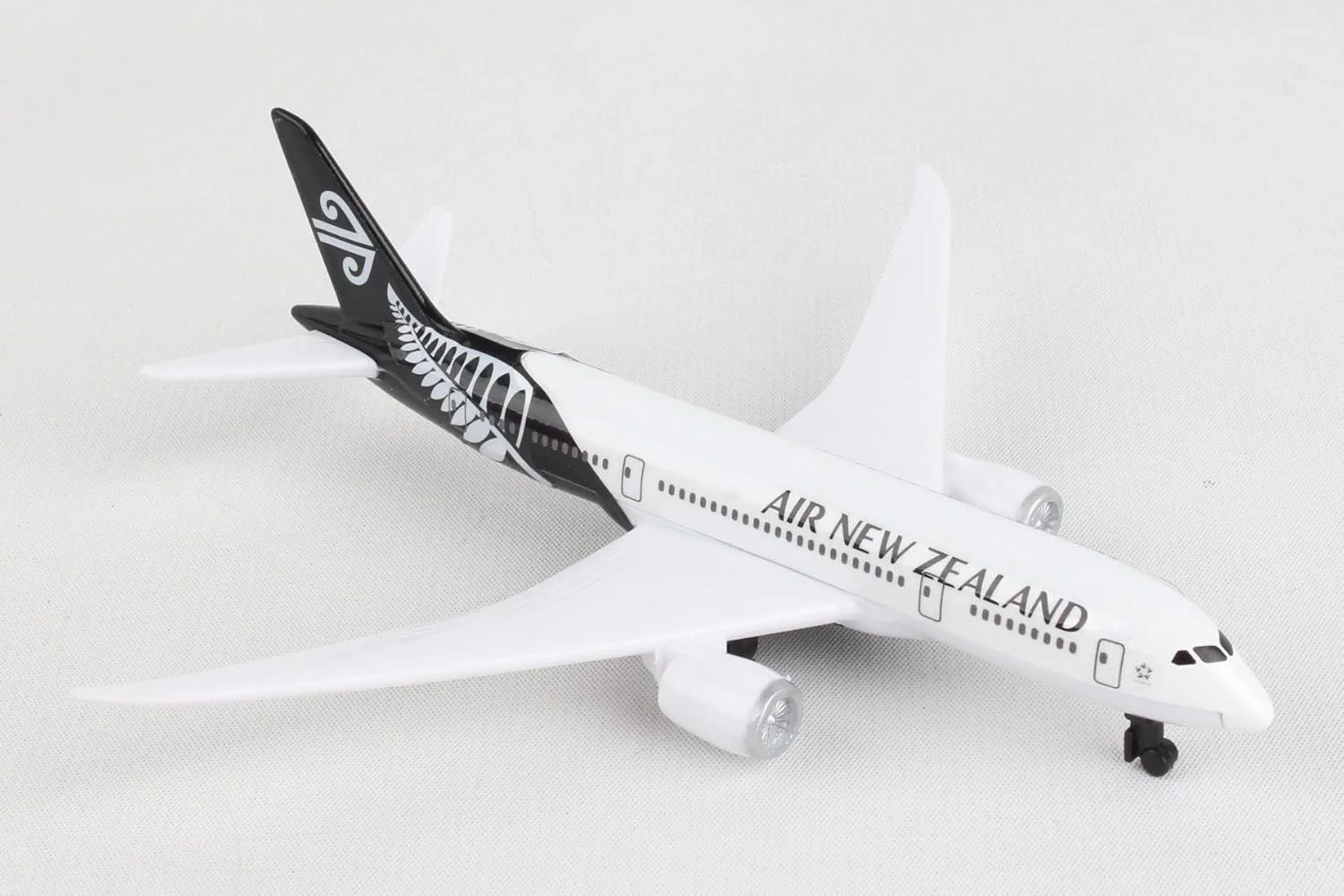 هواپیمای تکی Daron Air New Zealand مدل RT9267