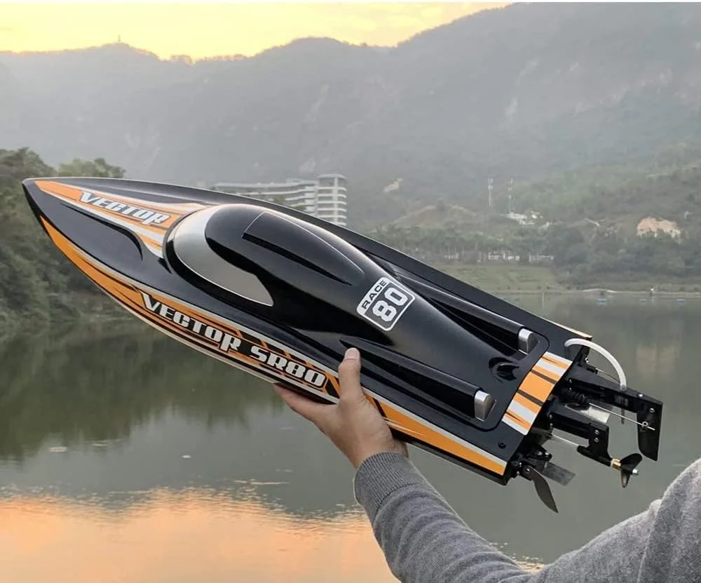 قایق های آرسی براشلس با سرعت 60 کیلومتر در ساعت، قایق کنترل از راه دور سریع با باتری های قابل شارژ برای دریاچه ها، قایق های آرسی پرسرعت 2.4 گیگاهرتز، هدیه ای برای پسران و دختران (2 باتری)