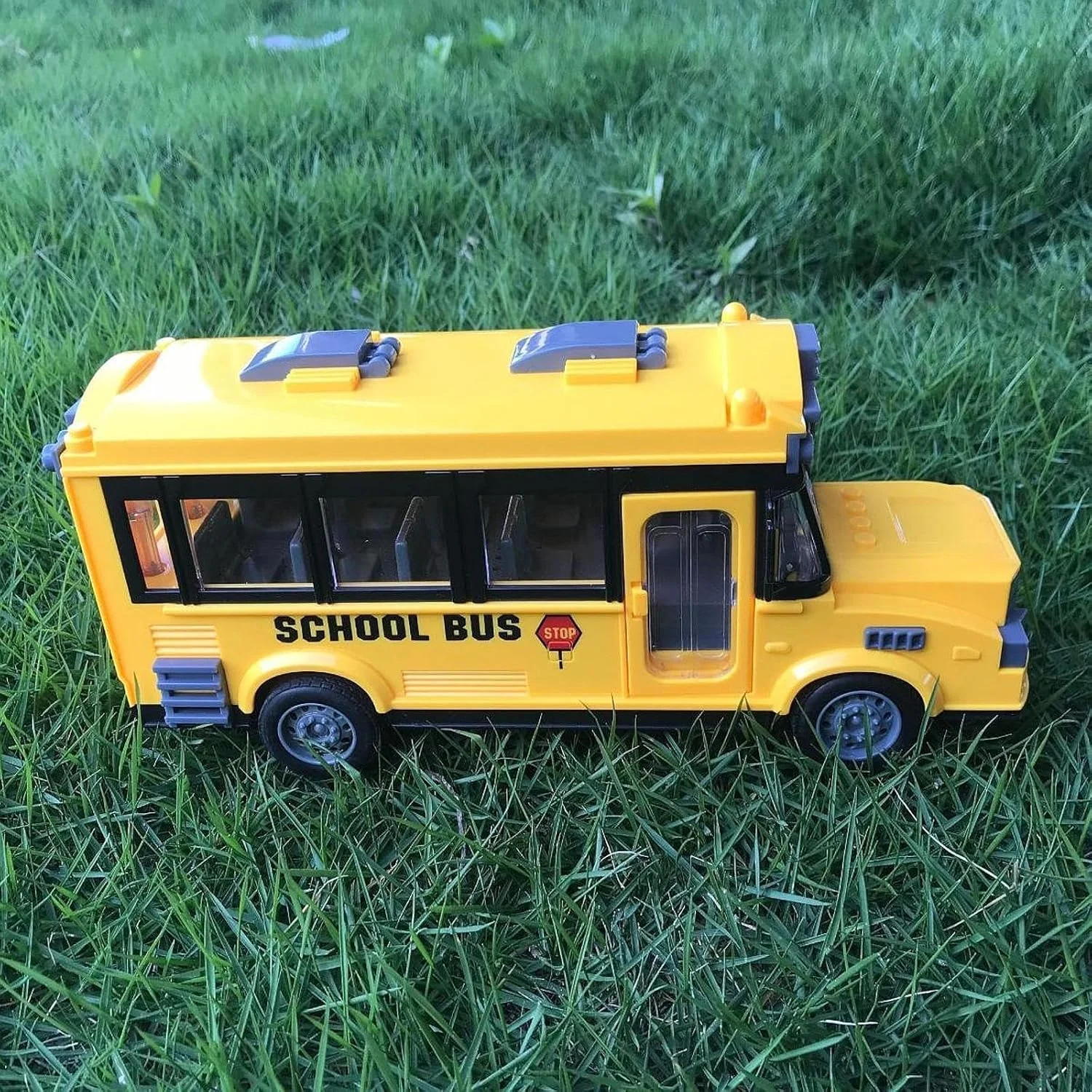 اتوبوس اسباب بازی کنترلی ATORSE، مقیاس 1/30، مدل اتوبوس شهری کلاسیک با قابلیت باز شدن درها، زرد رنگ - مدل اتوبوس کنترلی اتوبوس اسباب بازی کنترلی ATORSE، مقیاس 1/30، مدل اتوبوس شهری کلاسیک با قابلیت باز شدن درها، زرد رنگ - مدل اتوبوس کنترلی