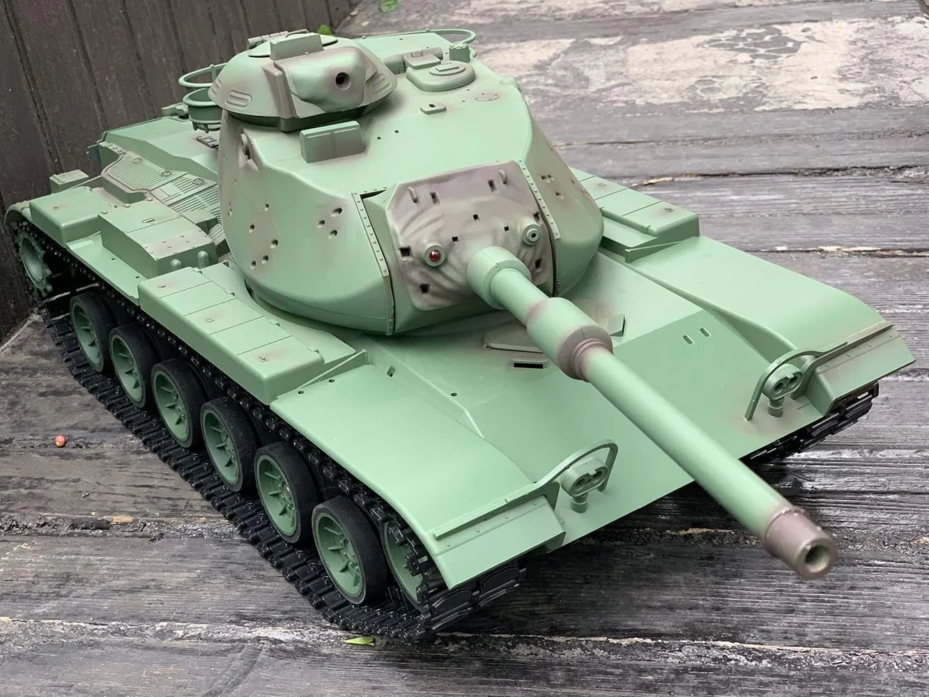 تانک کنترلی بزرگ M60A3 مدل 64 سانتی متری، تانک سنگین کنترلی با قابلیت پرتاب گلوله