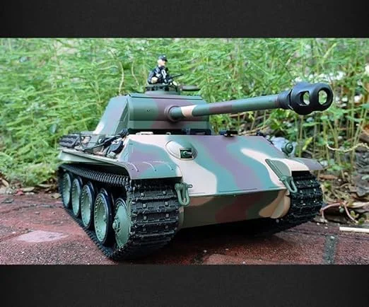 تانک کنترلی بزرگ مدل پلنگ 7.0 طرح جنگلی چریکی، طول 56 سانتی متر، تیراندازی با گلوله های BB و کنترل از راه دور