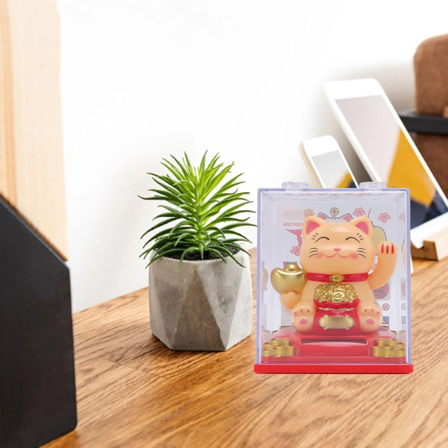 مجسمه گربه رقصان خورشیدی - مجسمه گربه خوش شانس حساس به نور اتوماتیک برای تزئین دفتر، مغازه و رستوران (زرد)