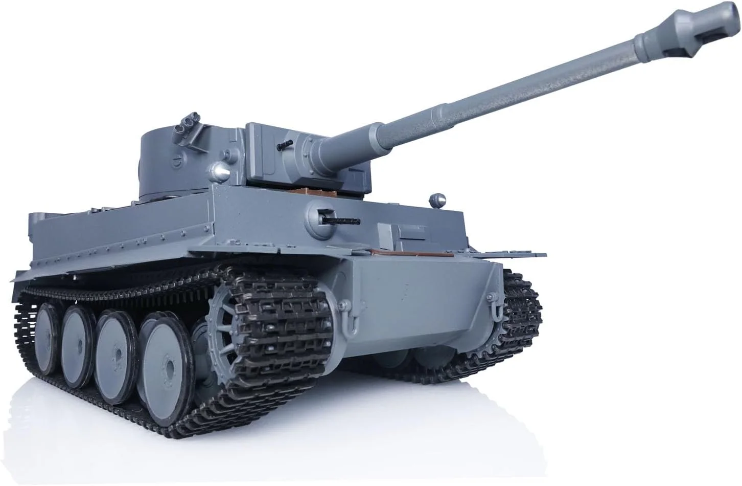 تانک آرسی آلمانی تایگر 1 متو، مقیاس 1/16، بدنه تقریبا تمام فلزی، رنگ خاکستری، با قابلیت چرخش 360 درجه برجک و سیستم نبرد مادون قرمز