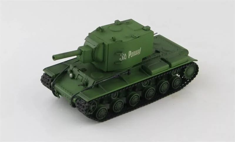 مدل از پیش ساخته شده تانک سنگین شوروی KV-II برای سرزمین مادری، مقیاس 1:72، برند ACE HOBBY