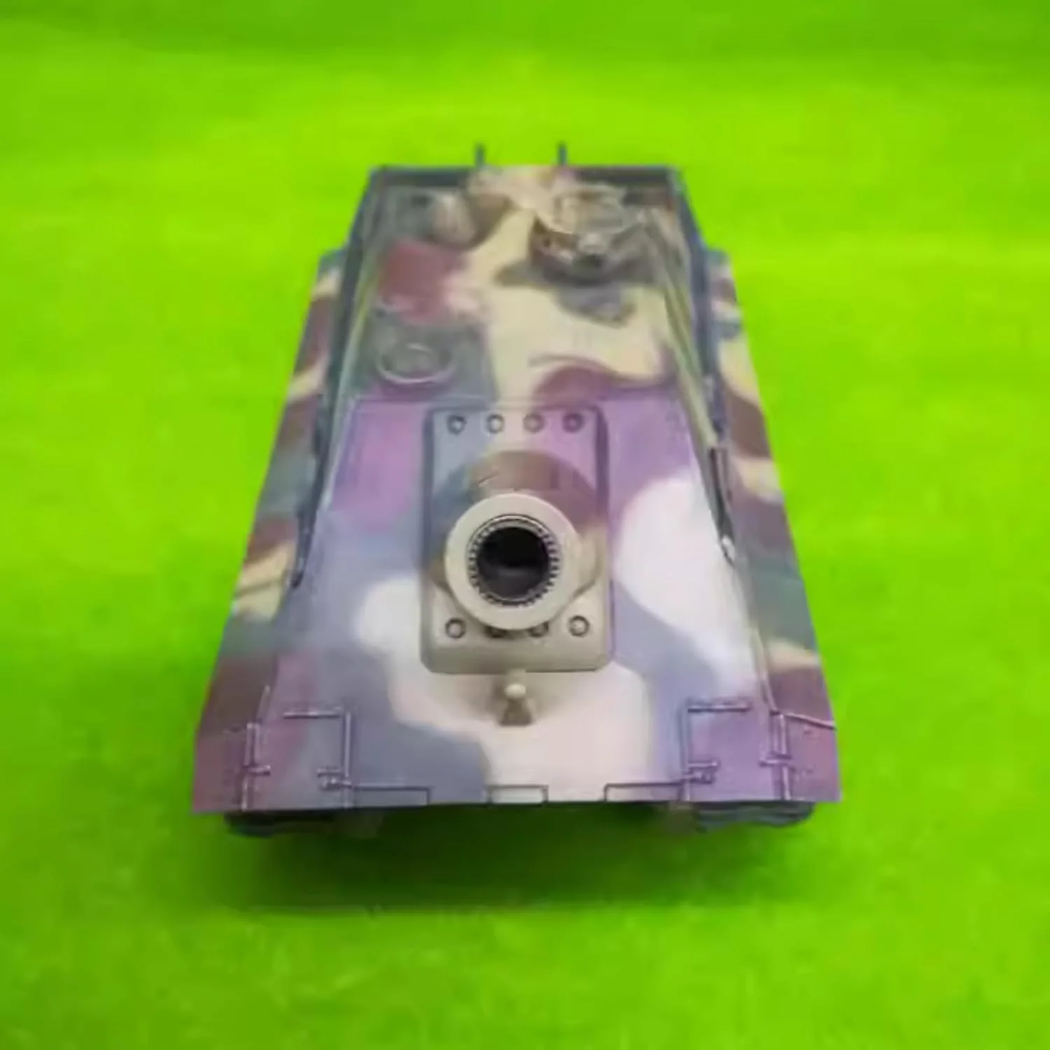 مدل تانک شبیه ساز جنگ جهانی دوم آلمان E-50 فوق سنگین با خمپاره انداز تهاجمی 38 سانتی متری، مقیاس 1:72