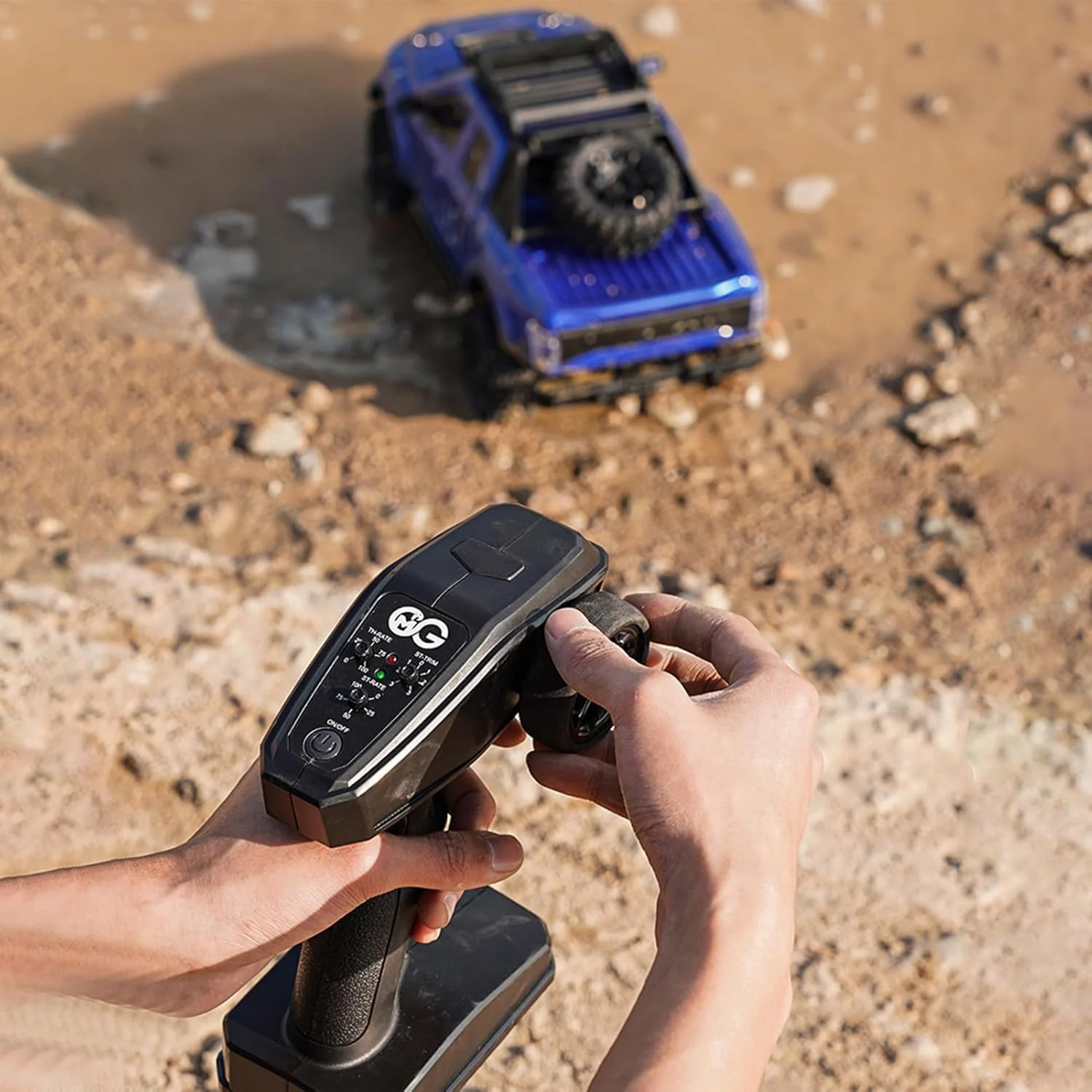 ماشین کنترلی مینگژه، ماشین کنترلی 4WD با مقیاس 1:16 برای پسران و دختران، 2.4 گیگاهرتز، شارژی، سرعت بالا، خودروی آفرود، ماشین اسباب بازی الکتریکی