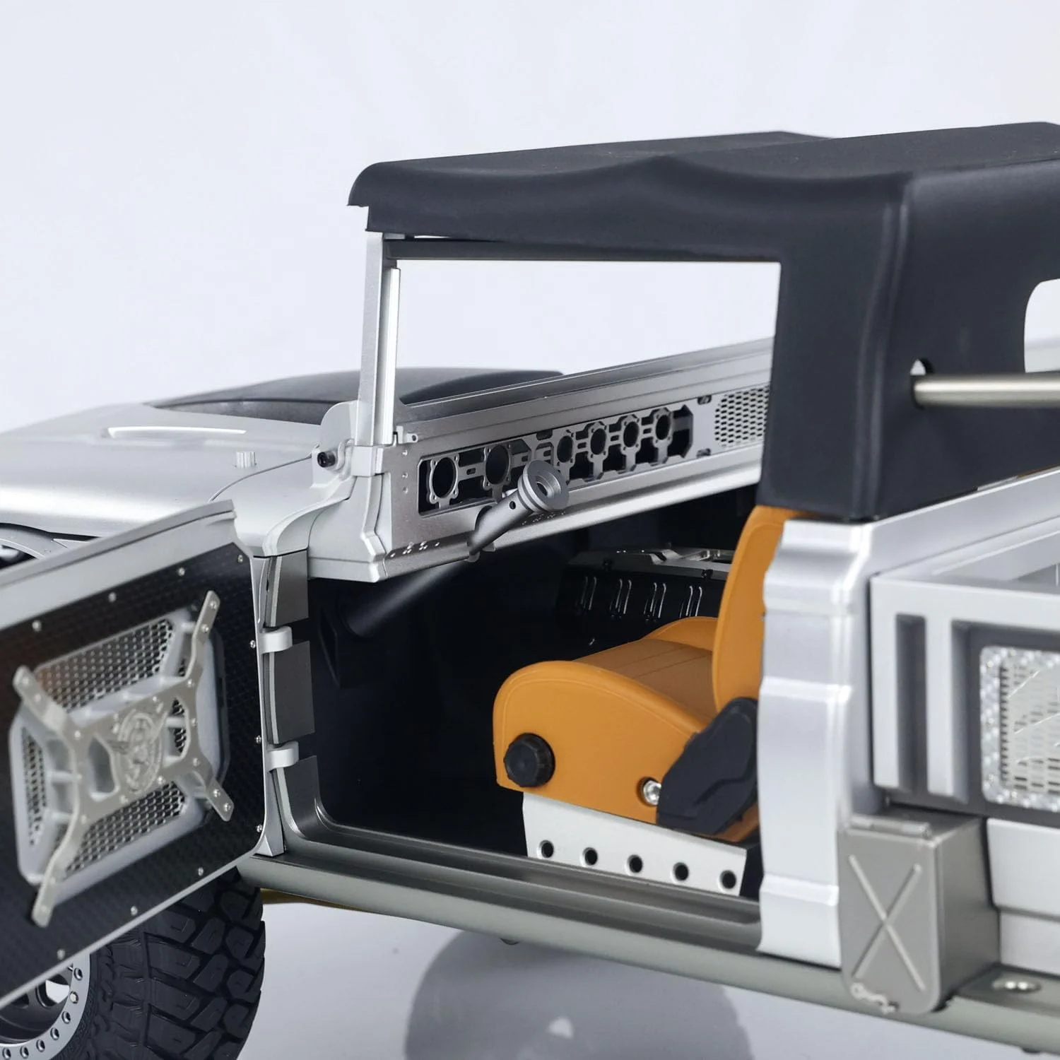 کیت مدل ماشین خزنده کنترلی از راه دور 4WD M715، مقیاس 1/8، مناسب برای سرگرمی بزرگسالان