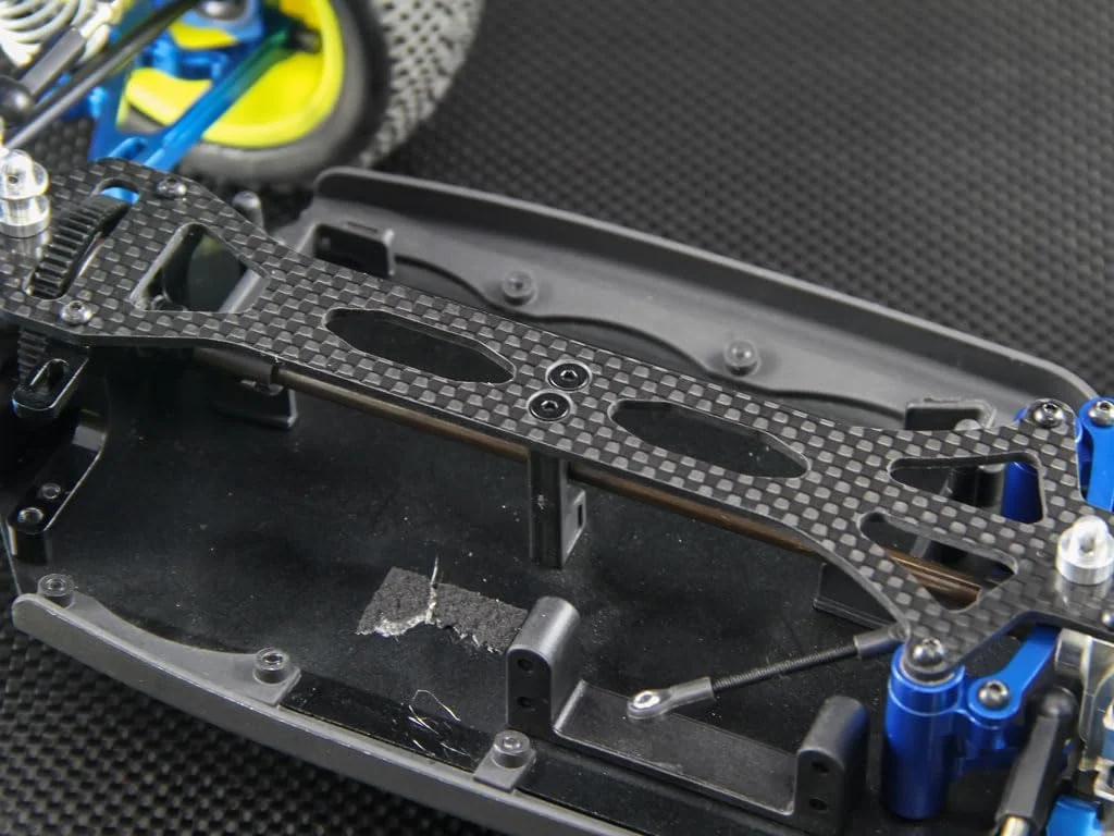 قطعه فیبر کربنی طبقه دوم خودرو الکتریکی آفرود GPM TEAM LOSI MINI 8IGHT 1/14 مدل GM8014