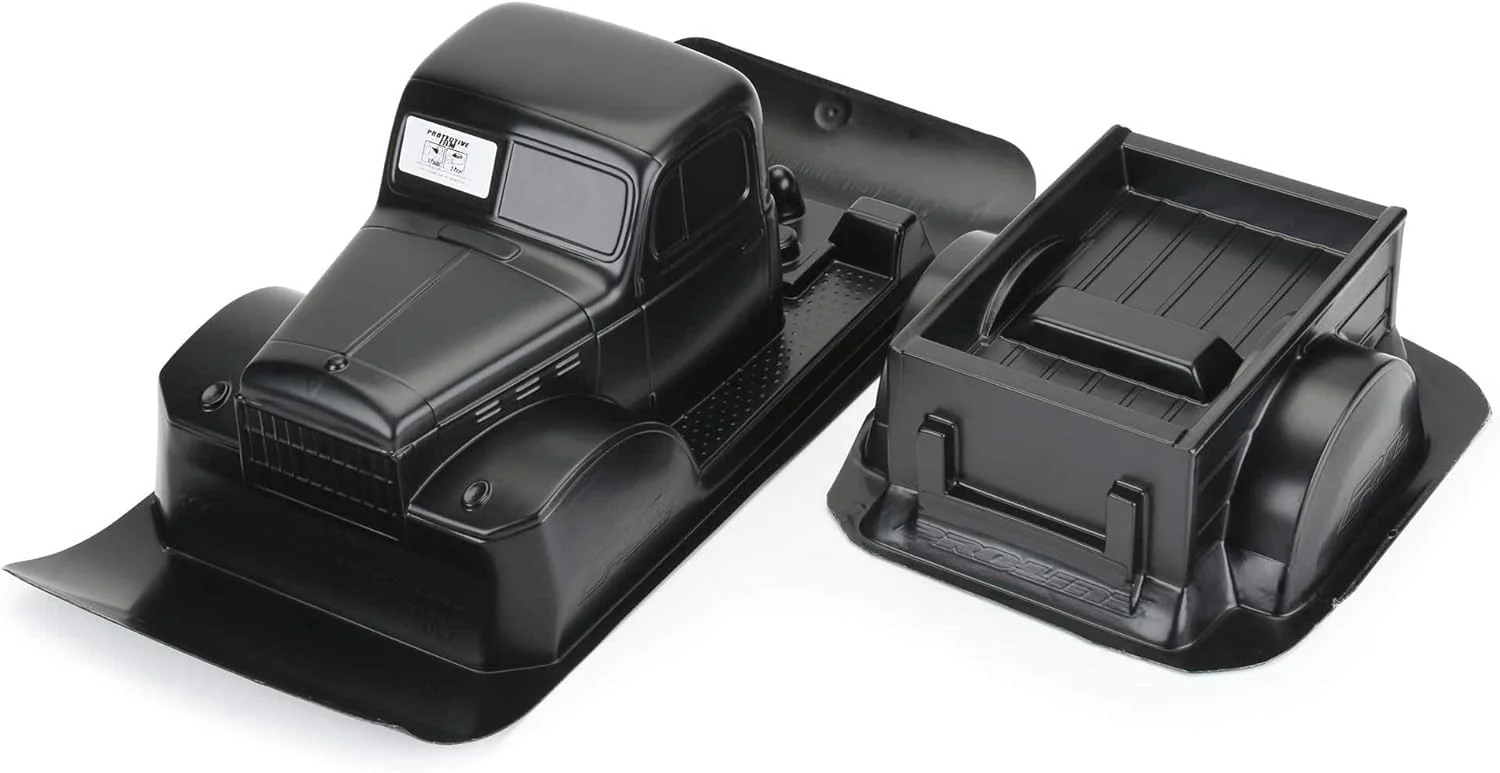 بدنه مشکی دوج پاور واگن سال 1946 Pro-line Racing در مقیاس 1/10 با فاصله بین دو محور 12.3 اینچ (313 میلی‌متر) مناسب برای کرالرها، PRO349918