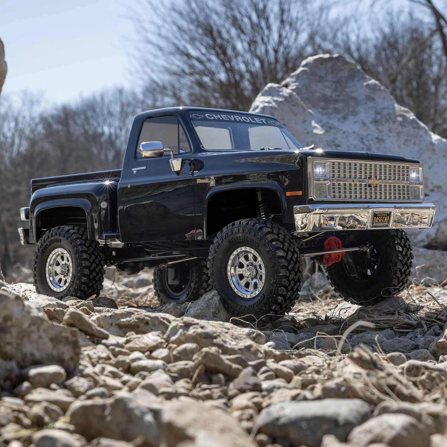 کامیون آرسی آکسیال SCX10 III Base Camp 82 Chevy K10 RTR (آماده برای حرکت، باتری و شارژر شامل نمی شود) مشکی، AXI03030T2