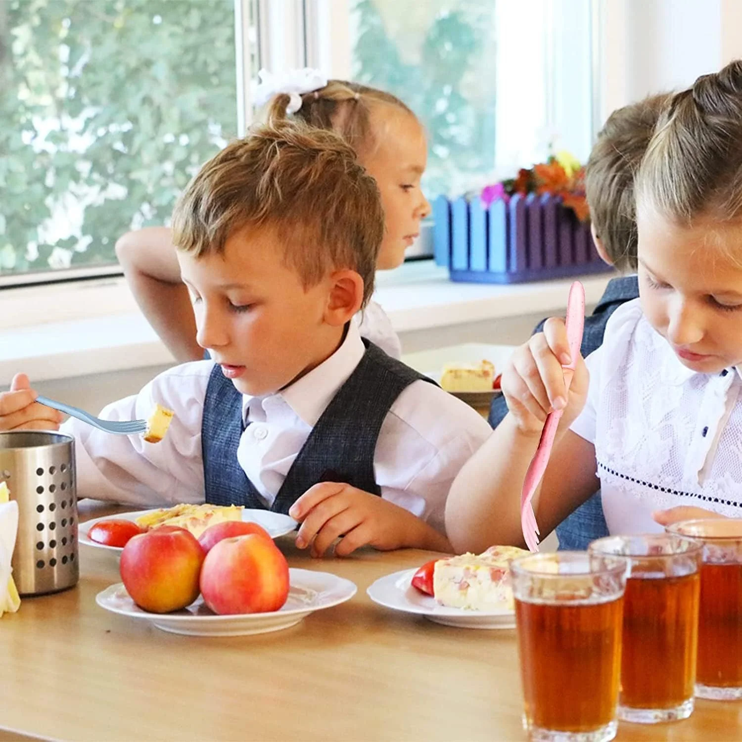 ست کارد، چنگال و قاشق مسافرتی قابل استفاده مجدد Nnewvante با جعبه، ساخته شده از کاه گندم، سبک وزن، مناسب کودکان و بزرگسالان برای پیک نیک و کمپینگ (بژ) ست کارد، چنگال و قاشق مسافرتی قابل استفاده مجدد Nnewvante با جعبه، ساخته شده از کاه گندم، سبک وزن، مناسب کودکان و بزرگسالان برای پیک نیک و کمپینگ (بژ)